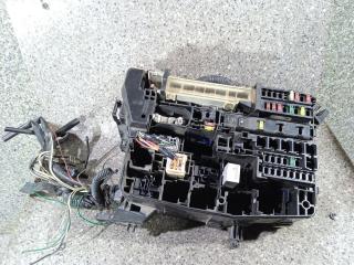 блок предохранителей Toyota Auris 1 поколение (2006 - 2009), 1.3 л., бензин