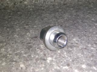 болт колесный Lexus RX 2 поколение 2006