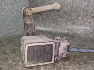 датчик дорожного просвета SEAT Alhambra 1 поколение [рестайлинг] 2006