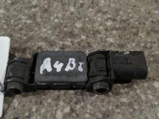 датчик удара Audi A4 B6 2002