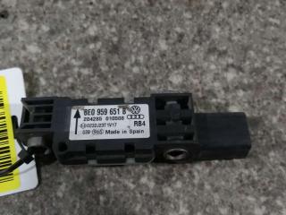датчик удара Audi A4 B6 2002