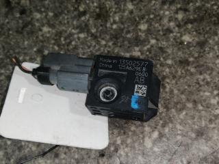 датчик удара Chevrolet Cruze 1 поколение 2012, 13502577