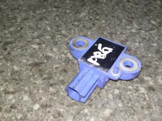 датчик удара Volkswagen Golf 5 поколение (2003 - 2009), 1K0955557A