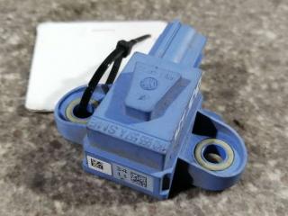 датчик удара Volkswagen Golf 5 поколение (2003 - 2009), 1K0955557A