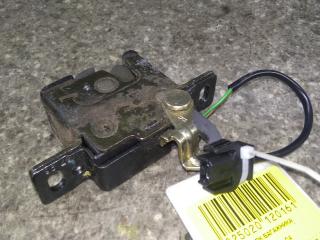 замок багажника Audi A6 4A/C4 1996