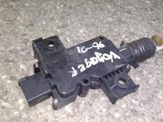 активатор замка багажника Chrysler Voyager 3 поколение (1995 - 2001), 4675782G