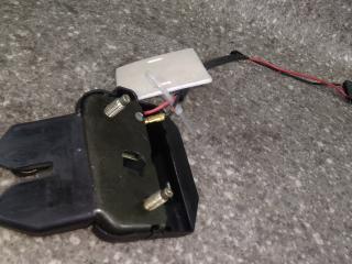 замок багажника Nissan Primera P12 2005