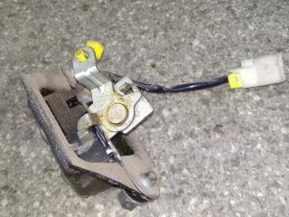 замок багажника Nissan Primera P11 1999