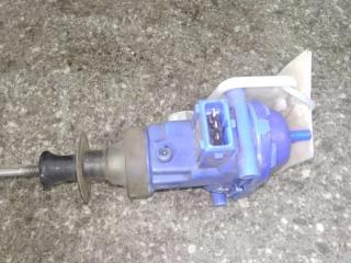 замок двери передней правой Audi 100 С3 1986