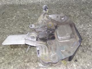 замок двери передней правой Mercedes-Benz 190 1 поколение 1988