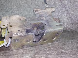 замок двери задней правой Mercedes-Benz Vito W638 1999