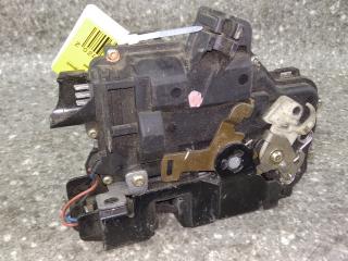 замок двери передней правой Skoda Octavia 1 поколение (A4) [рестайлинг] 2000