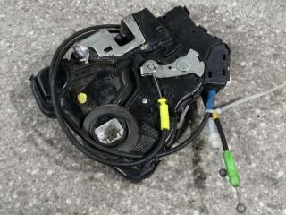 замок двери передней правой Toyota Auris 1 поколение 2009