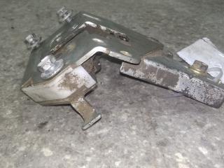 замок двери задней правой Toyota Previa XR30/XR40 2003