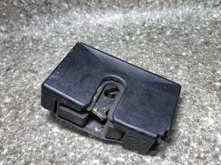 замок двери задней правой Volkswagen Passat B4 1995