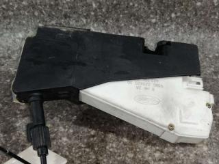 замок двери передней правой Volkswagen Sharan 1 поколение [2-й рестайлинг] 2005