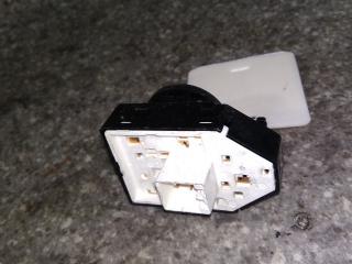 кнопка (выключатель) Hyundai Tucson 1 поколение 2007