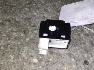 кнопка омывателя фар Lexus RX 2 поколение (2003 - 2006), 15A607