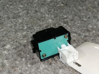 кнопка центрального замка Lexus RX 2 поколение (2003 - 2006)