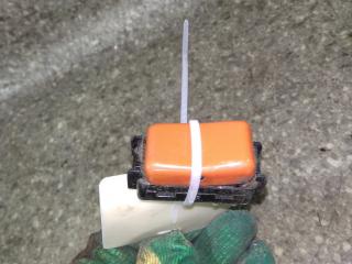 кнопка аварийной сигнализации Mercedes-Benz E-Класс W124 [рестайлинг] (1987 - 1993), 1248200110