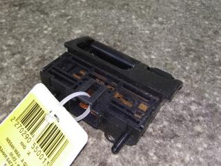 кнопка (выключатель) Nissan Maxima A33 2002