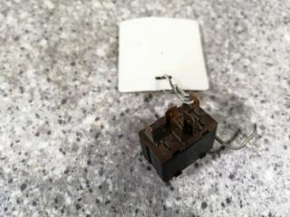 кнопка стеклоподъемника двери Audi 100 С3 1986