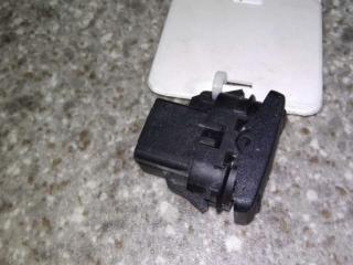 кнопка стеклоподъемника двери Ford Focus 2 поколение 2006