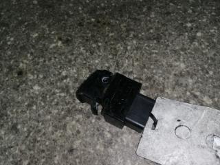 кнопка стеклоподъемника двери Hyundai Tucson 1 поколение 2007