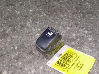 кнопка стеклоподъемника двери Kia Sportage 2 поколение 2007