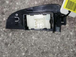 кнопка стеклоподъемника двери Toyota Avensis 2 поколение (T250) 2006