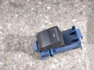 кнопка стеклоподъемника двери Toyota Avensis 3 поколение (T270) 2010