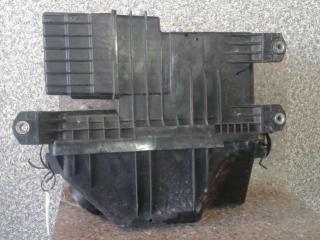 корпус воздушного фильтра Lexus RX 2 поколение (2003 - 2006), 3.3 л., гибрид, 22204-22010