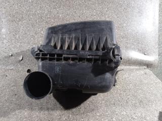 корпус воздушного фильтра Toyota Avensis 3 поколение (T270) 2010
