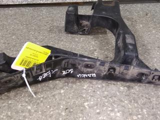 Крепление бампера переднего Peugeot 308 T7 2009