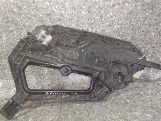 крепление фары правой Skoda Octavia 2 поколение (A5) (2004 - 2009), 1Z0941340