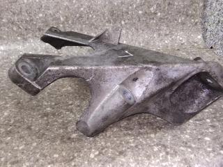 кронштейн двигателя Audi A4 B7 2006