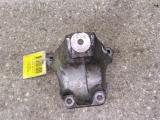 кронштейн двигателя Audi A4 B7 2006