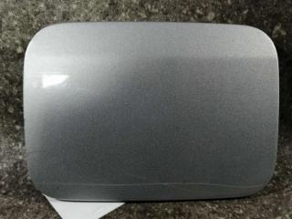 лючок топливного бака Mazda 323 BJ 2001