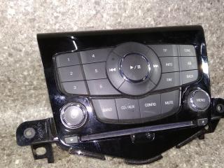 панель управления магнитолой Chevrolet Cruze 1 поколение (2009 - 2012), 94563271