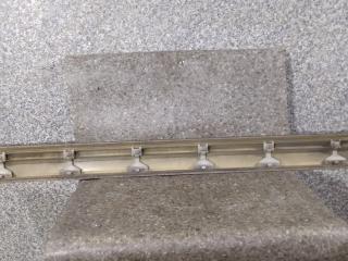 молдинг двери передней левой Audi A6 4A/C4 1996