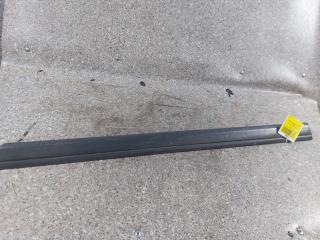 молдинг двери задней левой Mercedes-Benz E-Класс W124 1987