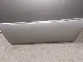 молдинг двери задней левой Mercedes-Benz E-Класс W124 [рестайлинг] 1992