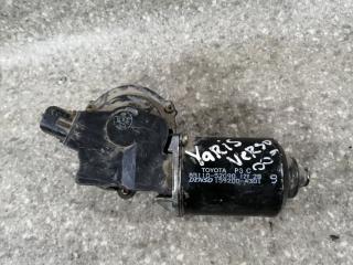 моторчик передних стеклоочистителей (дворников) Toyota Yaris Verso 1 поколение 2002