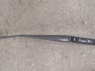 щеткодержатель (поводок стеклоочистителя, дворник) Volkswagen Passat B6 2008