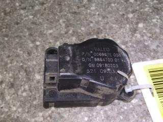 моторчик заслонки печки Opel Vectra C 2005
