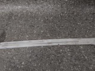 молдинг (накладка кузовная) Mercedes-Benz E-Класс W124 [рестайлинг] 1990