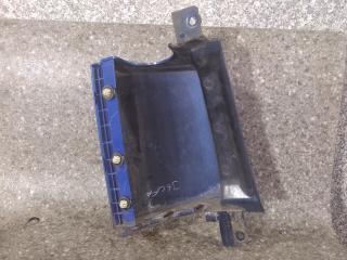 ус под фонарь правый Nissan Note E11 [рестайлинг] 2010