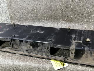 накладка подсветки номера Jeep Grand Cherokee ZJ 1995