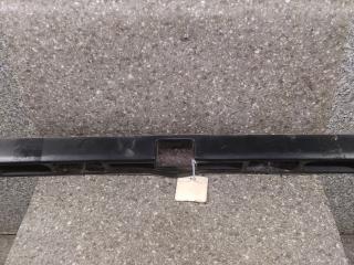 накладка подсветки номера Nissan Primera P11 1998