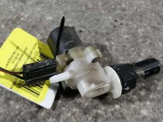 насос (моторчик) омывателя стекла Jeep Grand Cherokee ZJ 1995